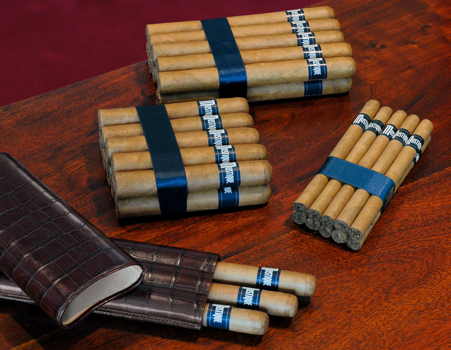 Mustique Zigarren Bundles